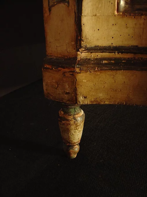 Italian 18th century corner cabinet