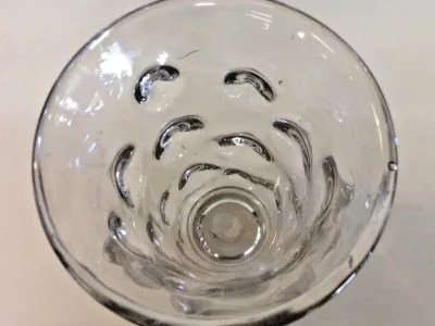 Vase en verre a pic année 60s70s