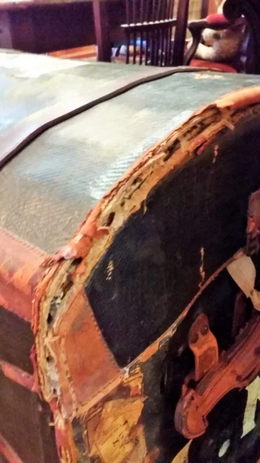 Malle de voyage en cuir vers 1900