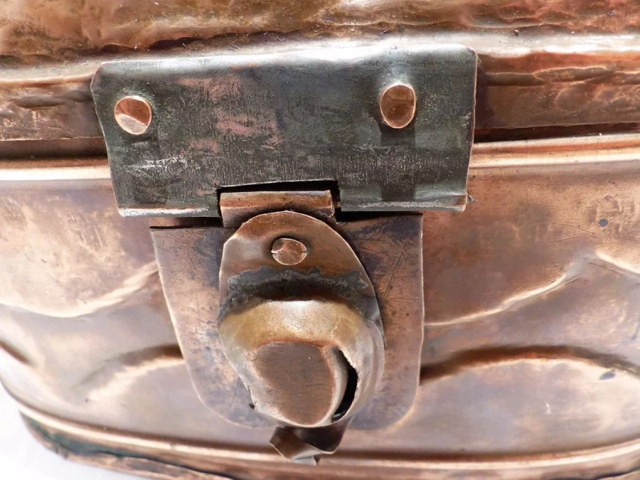 Ancien panier ou vivier réserve a poisson pêche vintage en cuivre milieu 20ème