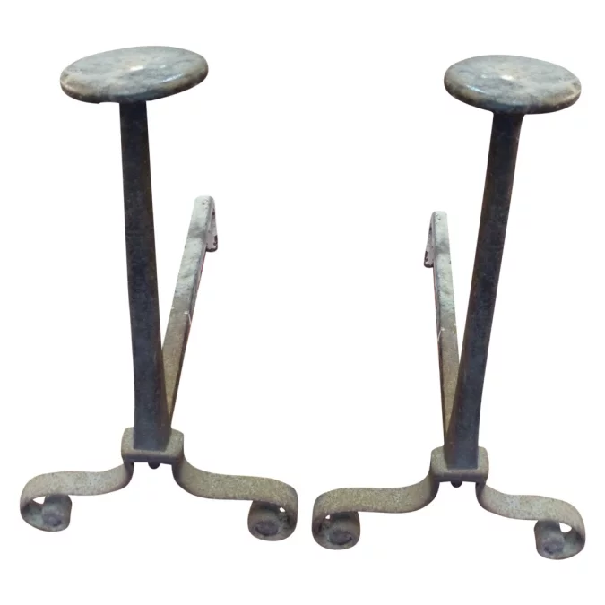 Paire de grand chenets ou landiers d'époque Louis XIV