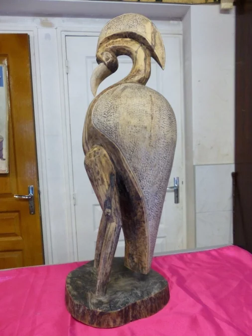 Sculpture Africaine d'un oiseau en bois début XXème