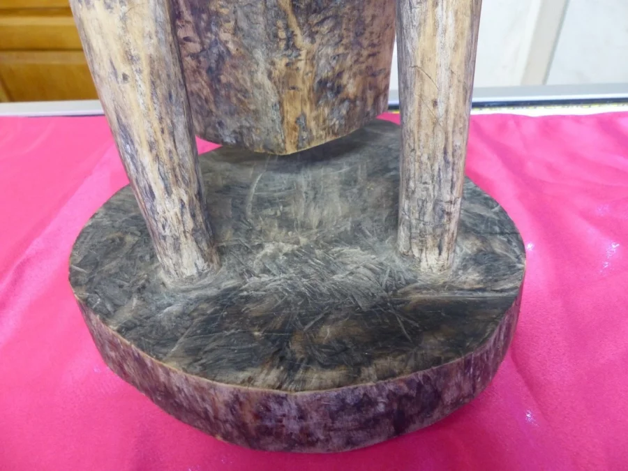 Sculpture Africaine d'un oiseau en bois début XXème