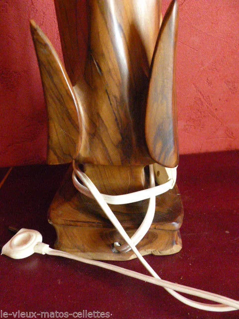 pied de lampe en bois art déco