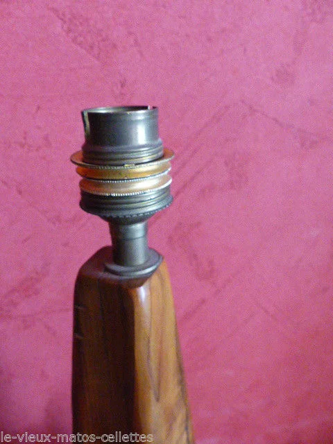 pied de lampe en bois art déco