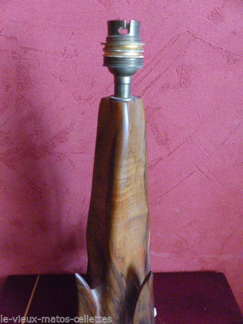 pied de lampe en bois art déco