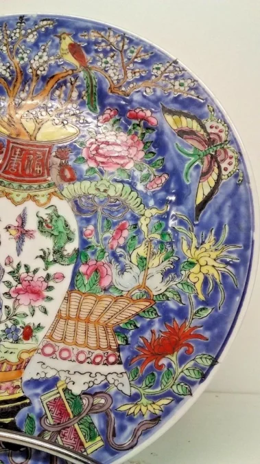 Assiette en porcelaine Chinoise Macau 19ème