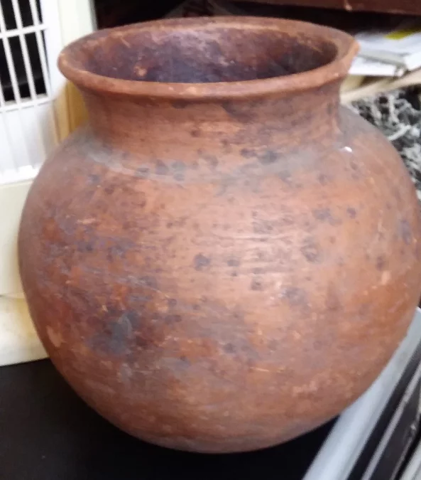 Vase Pot africain antique en terre cuite  DJENNÉ  Mali début XXème