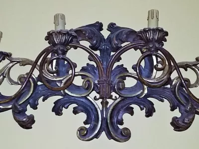 Applique fronton a 4 feux style louis  XV en résine imitation bois