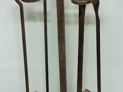 Serviteur en fer forgé début 20ème haut 93 diam 25 cm