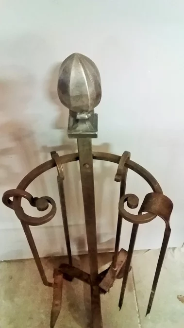 Serviteur en fer forgé début 20ème haut 93 diam 25 cm