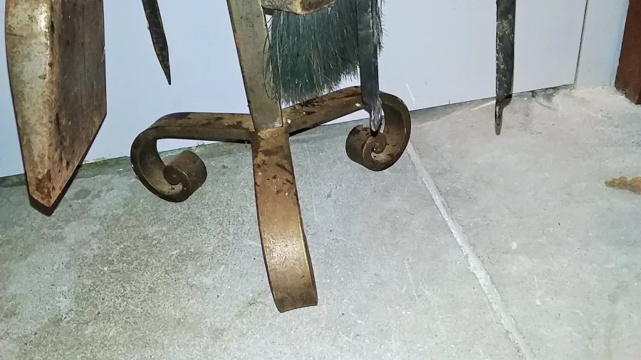 Serviteur en fer forgé début 20ème haut 93 diam 25 cm