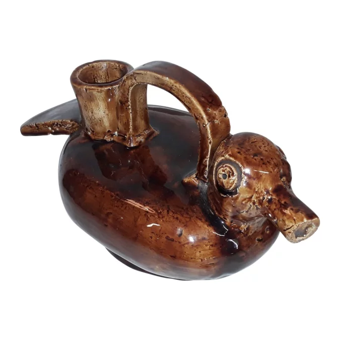 Cruche ou pichet forme canard en barbotine maron  époque milieu XXème