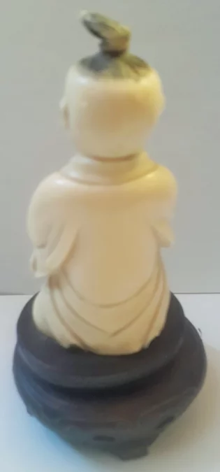 Okimono Netsuké sculpté d'un enfant  japon 19ème