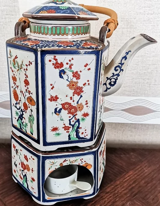 TEIERA con PIATTO CALDO