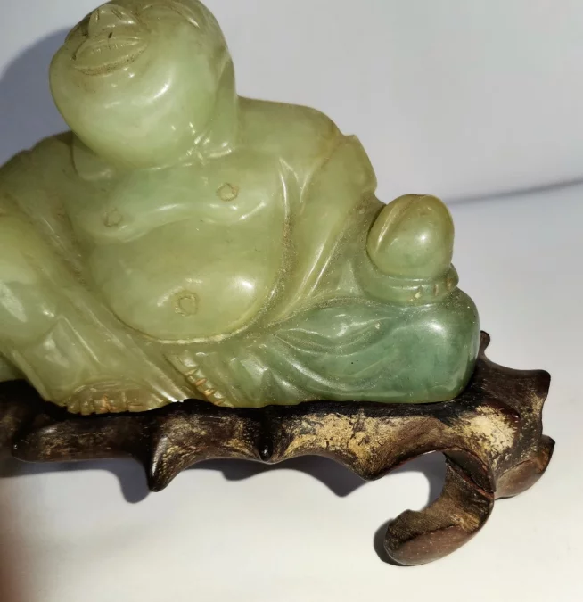 JADE-STATUETTE VON BUDDHA