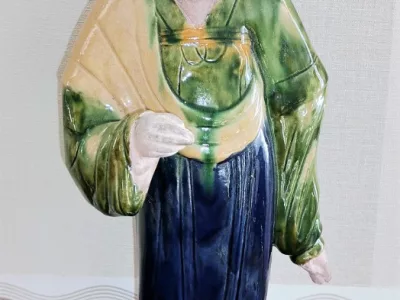 Statuette en terre cuite Dame de cour Chine haut 43cm XIXème siècle