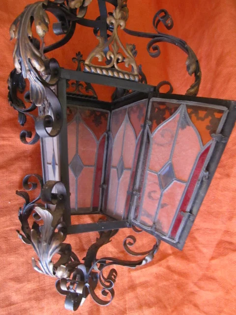 新艺术时期灯笼