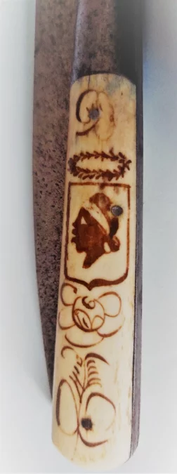 NAVAJA PLUMA VENDETTA CORSEA