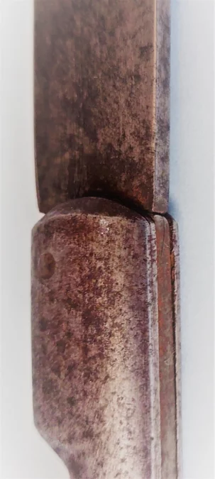 NAVAJA PLUMA VENDETTA CORSEA