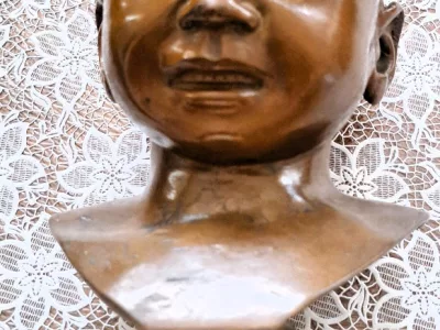 BÜSTE AUS DER ART-DECO-ZEIT