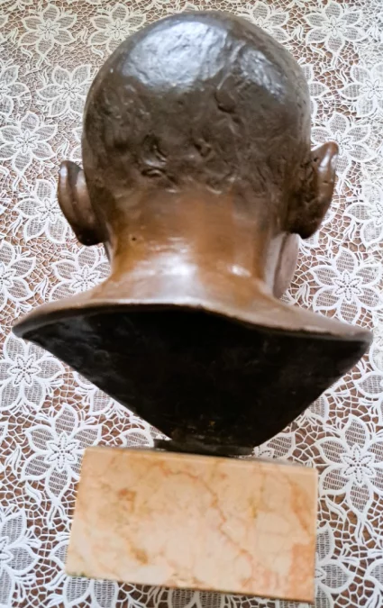 BUSTO DEL PERIODO ART DECO