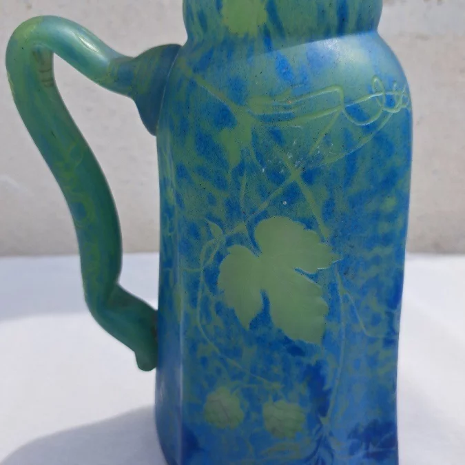 新艺术时期水壶