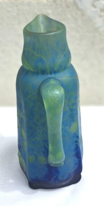 新艺术时期水壶