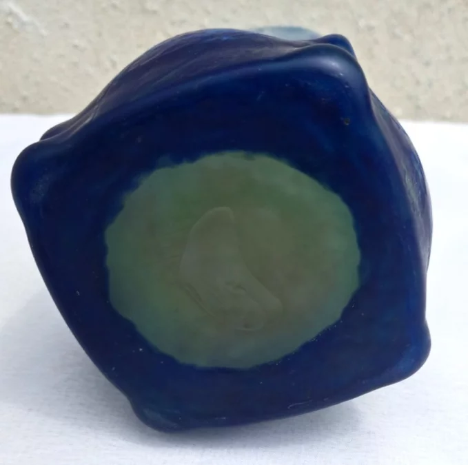 新艺术时期水壶