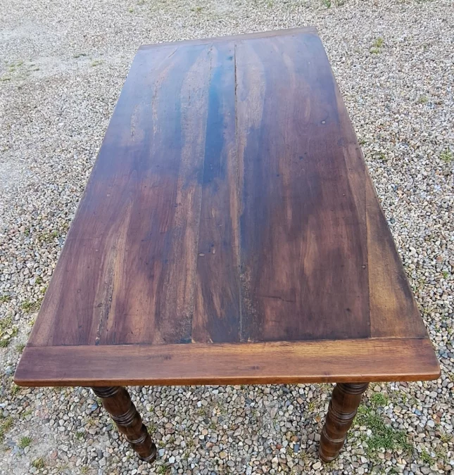 KÜCHENTISCH AUS DEM 19. JAHRHUNDERT