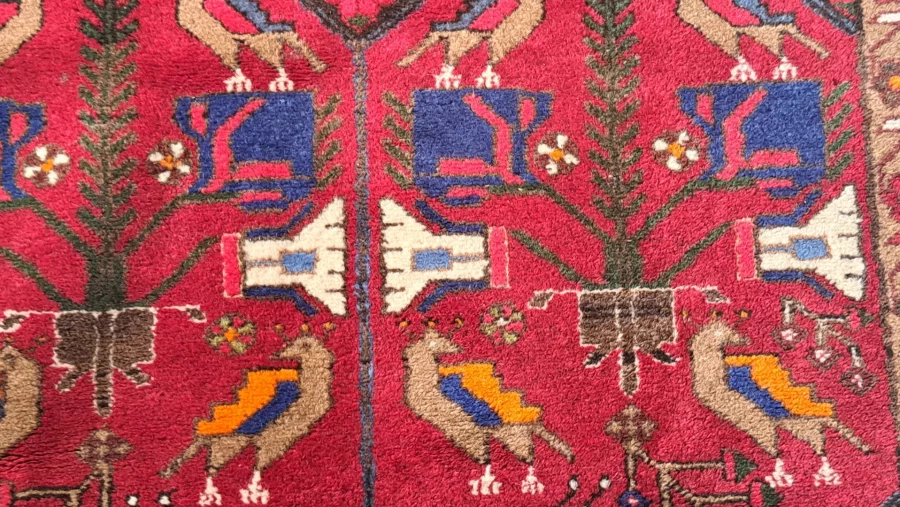 HANDGEMACHTER TEPPICH