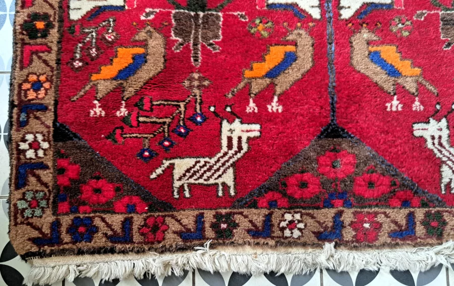 HANDGEMACHTER TEPPICH