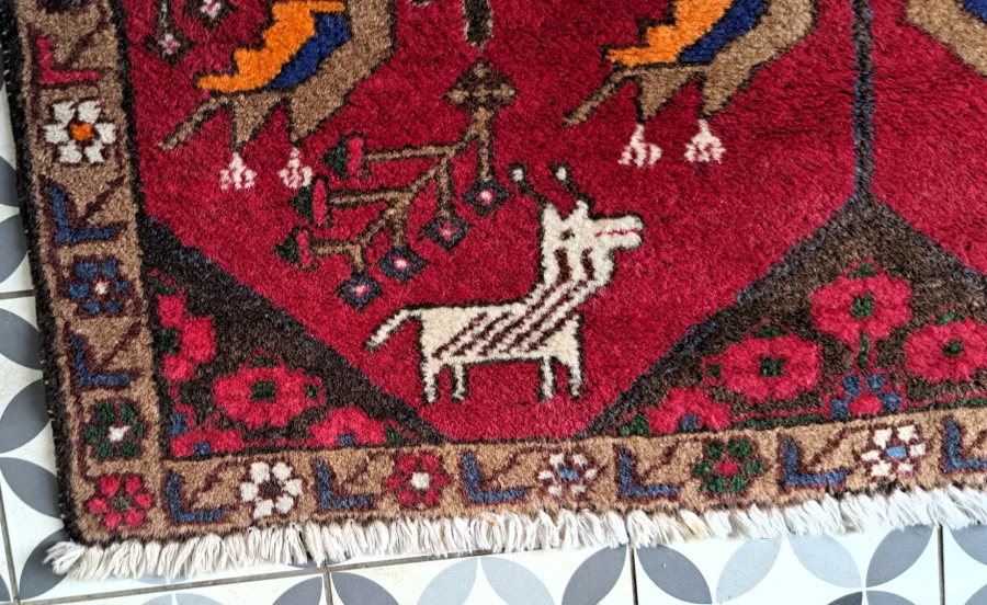 HANDGEMACHTER TEPPICH