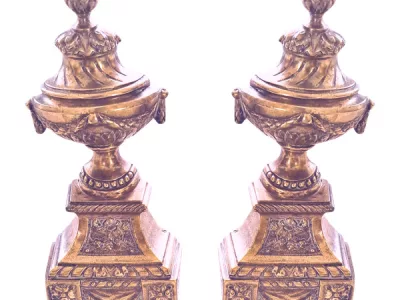 PAAR FEUERHUNDE IM LOUIS XV-STIL