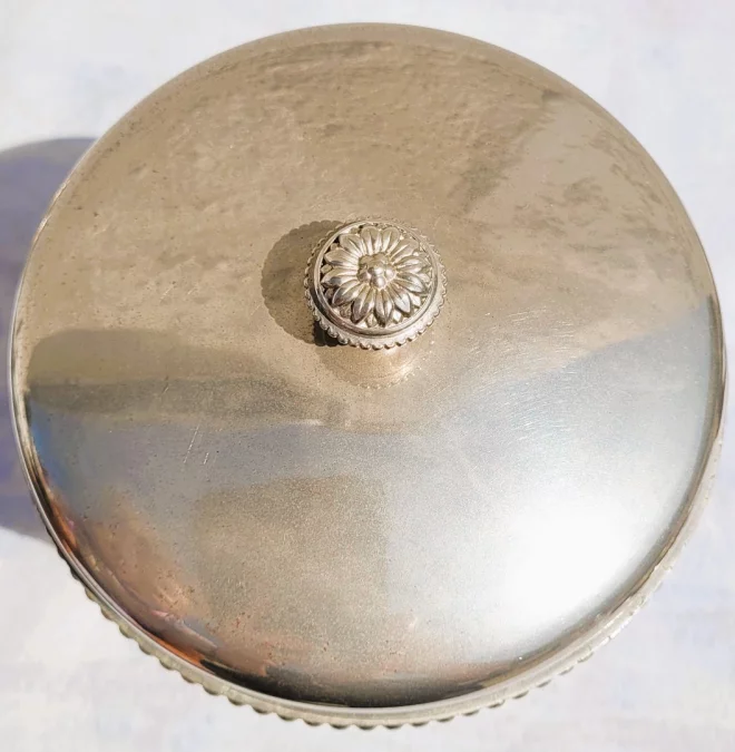 EISKÜHLER AUS SILBERPLATTE