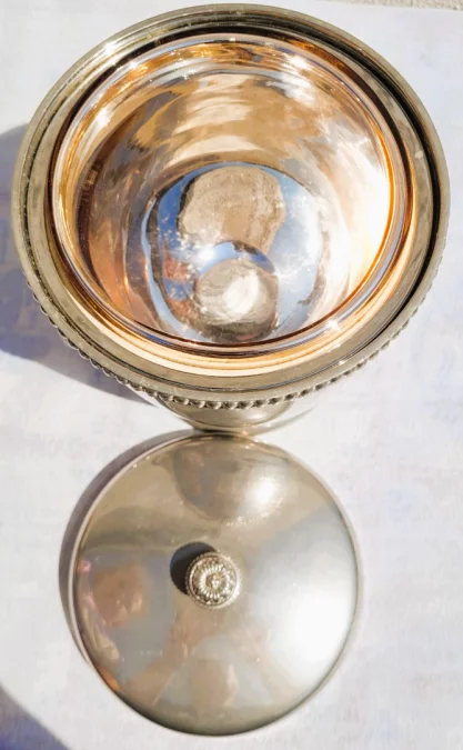 EISKÜHLER AUS SILBERPLATTE