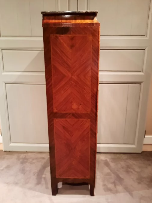 路易十六时期抽屉柜