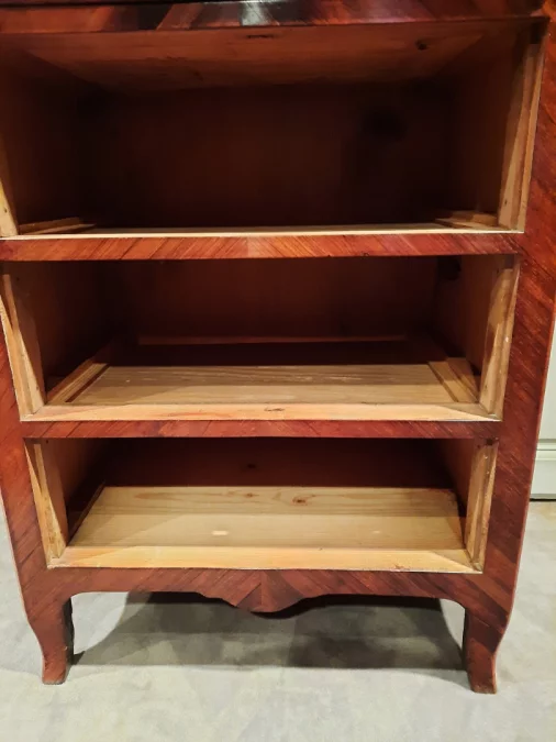 路易十六时期抽屉柜