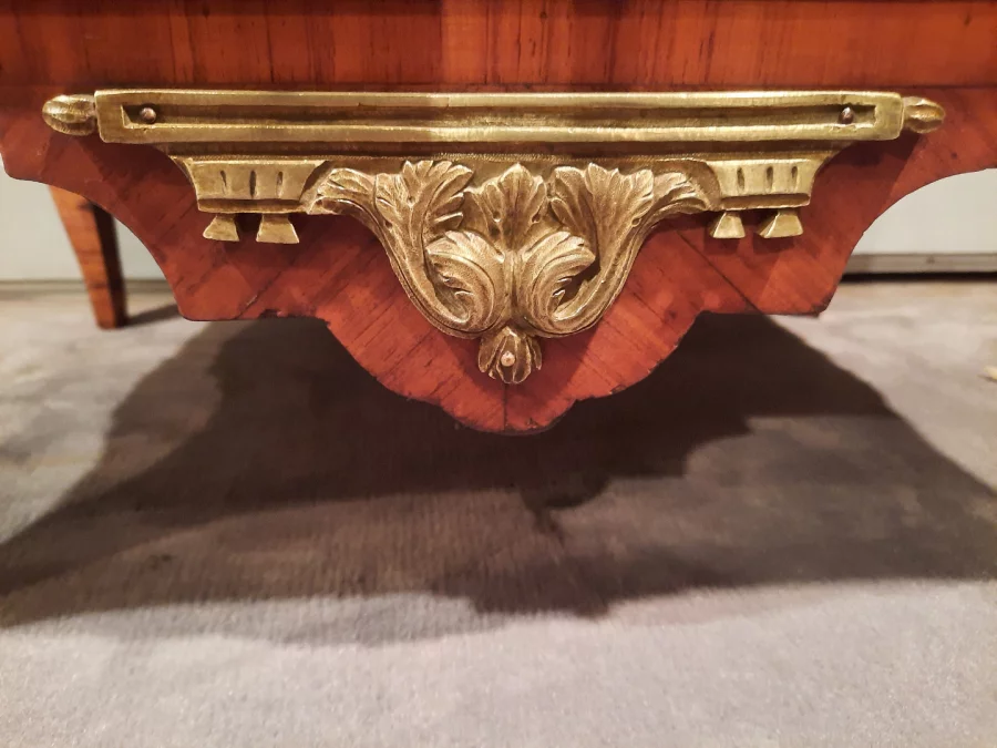 MESA CHIFFONNIERE ESTILO LOUIS XVI