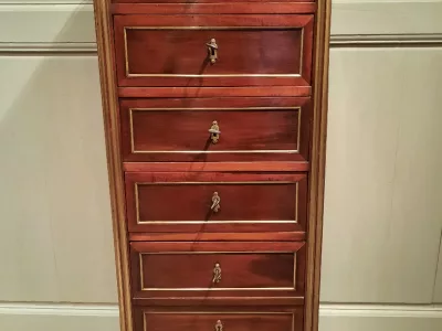 ルイ16世時代の箪笥