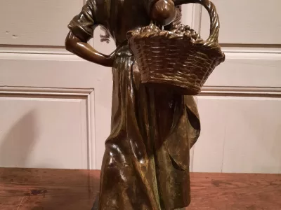 BRONZE SCULPTURE サイン入り A. LARROUX