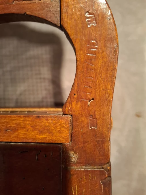 ルイ15世時代のコモードチェア