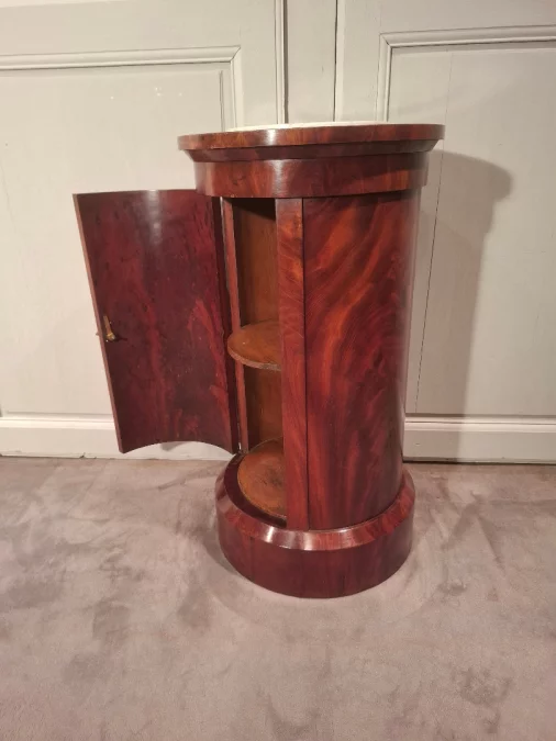 ソムノ ベッドサイドテーブル