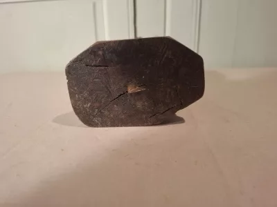 橡木雕刻圣母子像