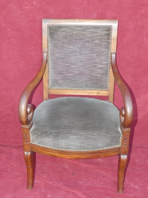 SILLÓN CHARLES X PERIOD