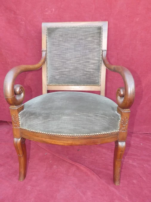 SILLÓN CHARLES X PERIOD