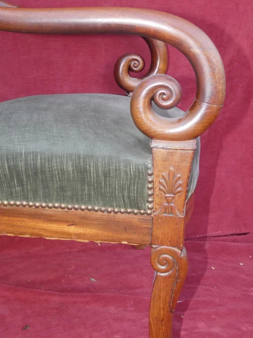 SILLÓN CHARLES X PERIOD