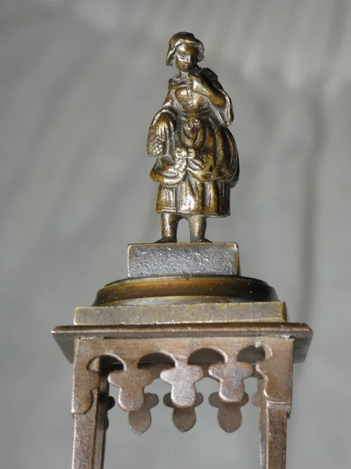 VIENESISCHE BRONZENFIGUR