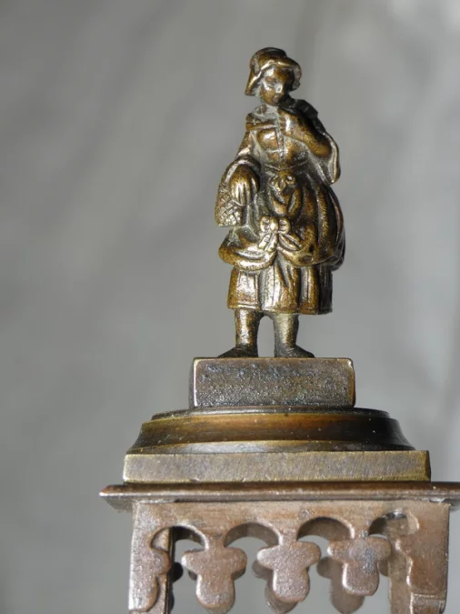 VIENESISCHE BRONZENFIGUR