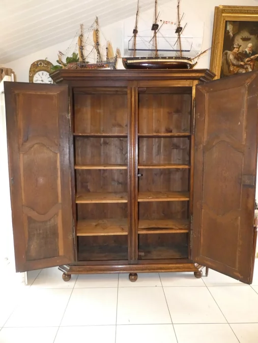 ARMARIO DEL PERIODO DE LOUIS XIV